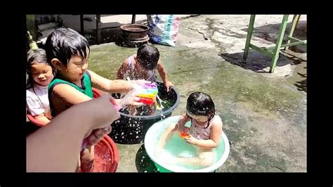 Sabay Naligo Ang Magpinsan .